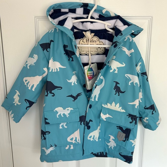 NWT Hatley Colour Changing Dinosaur Rain Jacket Coat, Size 2T - NEW! - Picture 1 of 8
